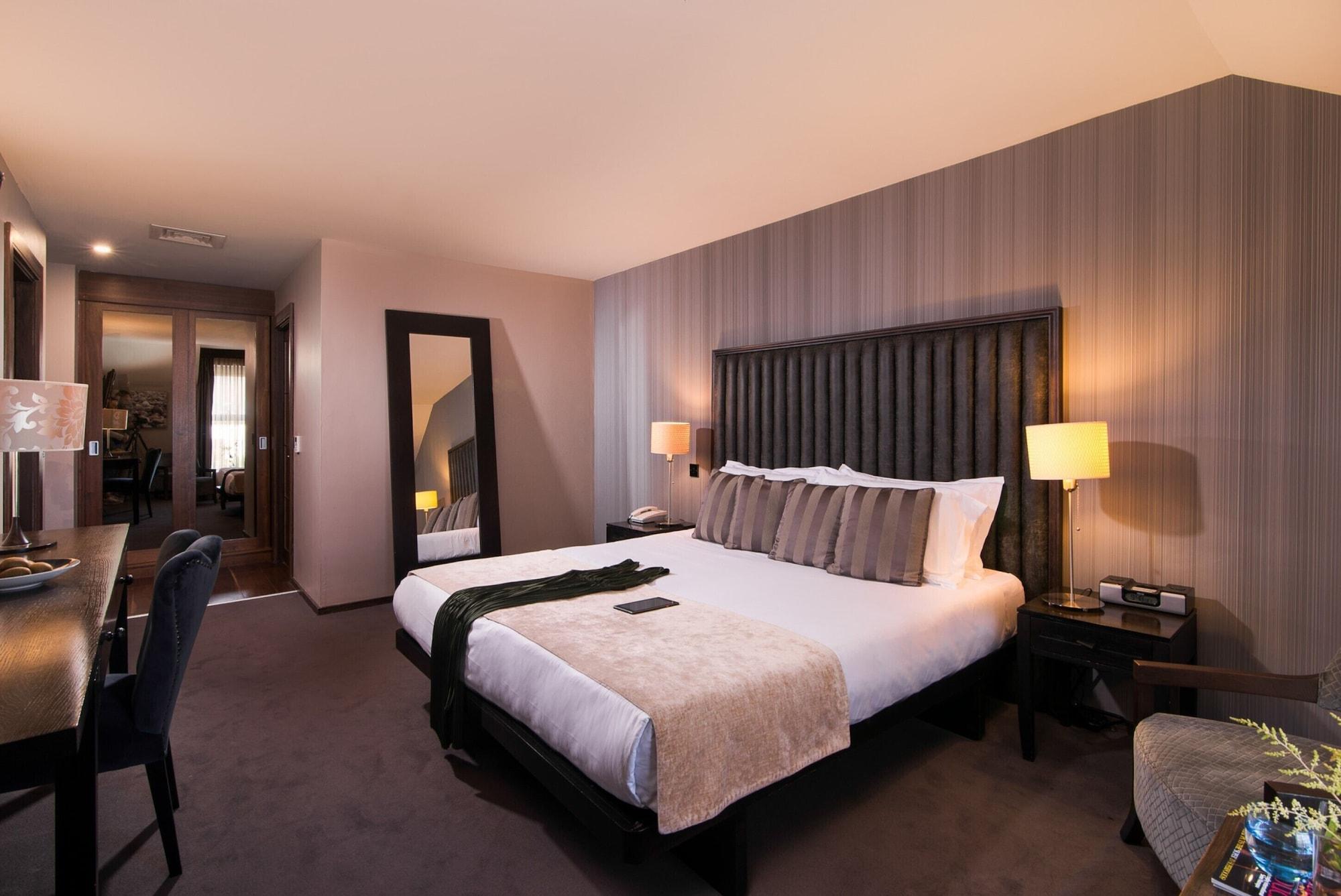 The Twelve Hotel Barna  Exterior foto