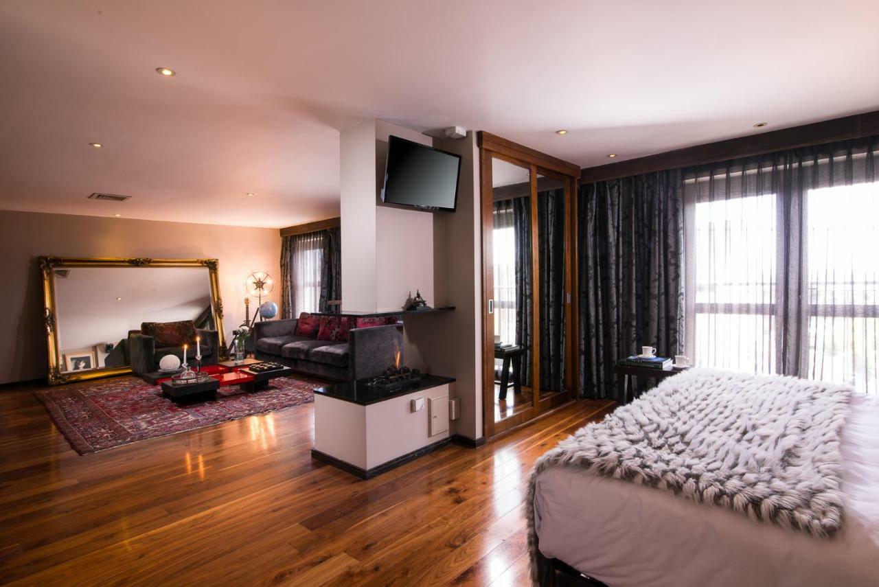 The Twelve Hotel Barna  Exterior foto