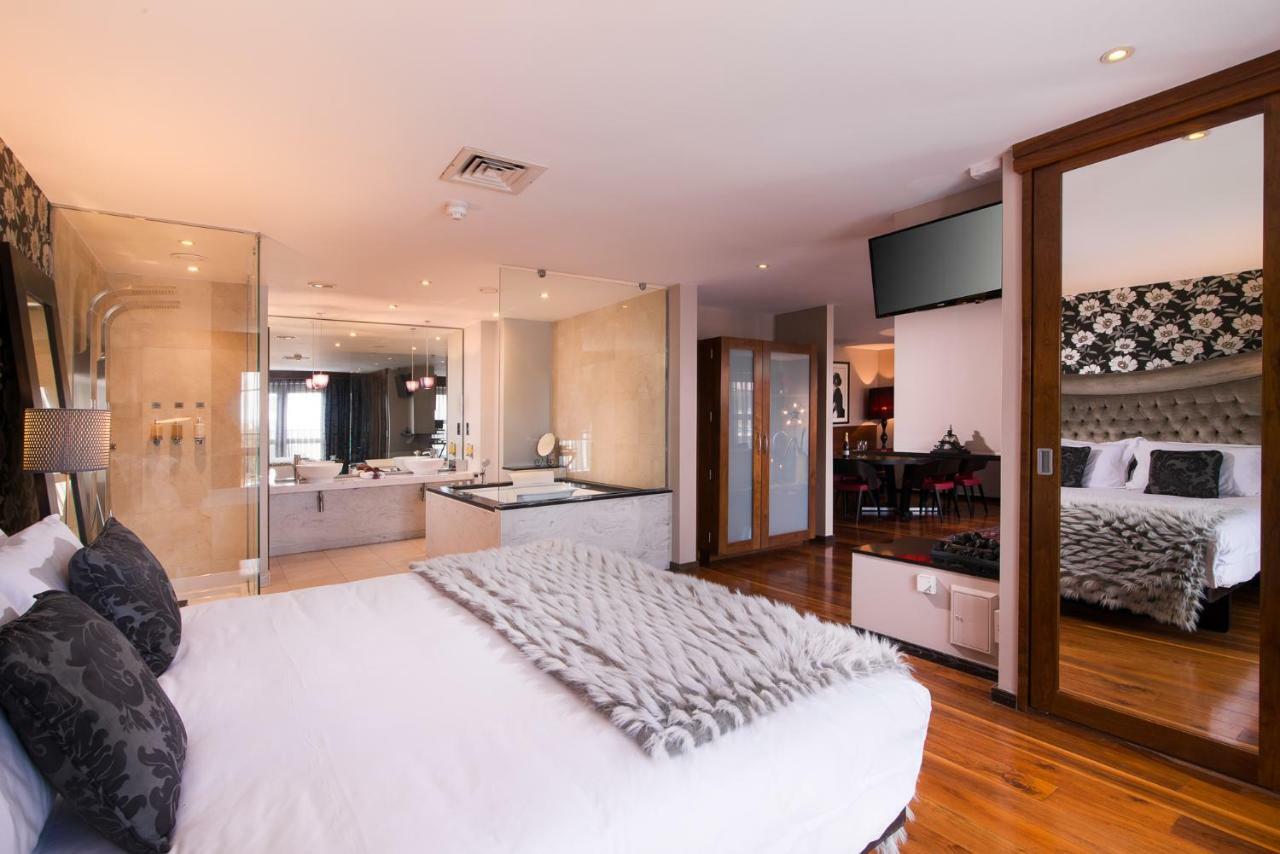 The Twelve Hotel Barna  Exterior foto